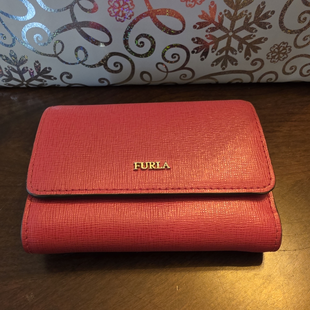 Furla L Genuine Leather Babylon Wallet Red TRIFOLD